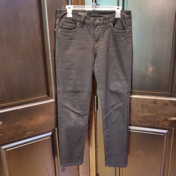 Kut From The Kloth Maribel Straight Leg 